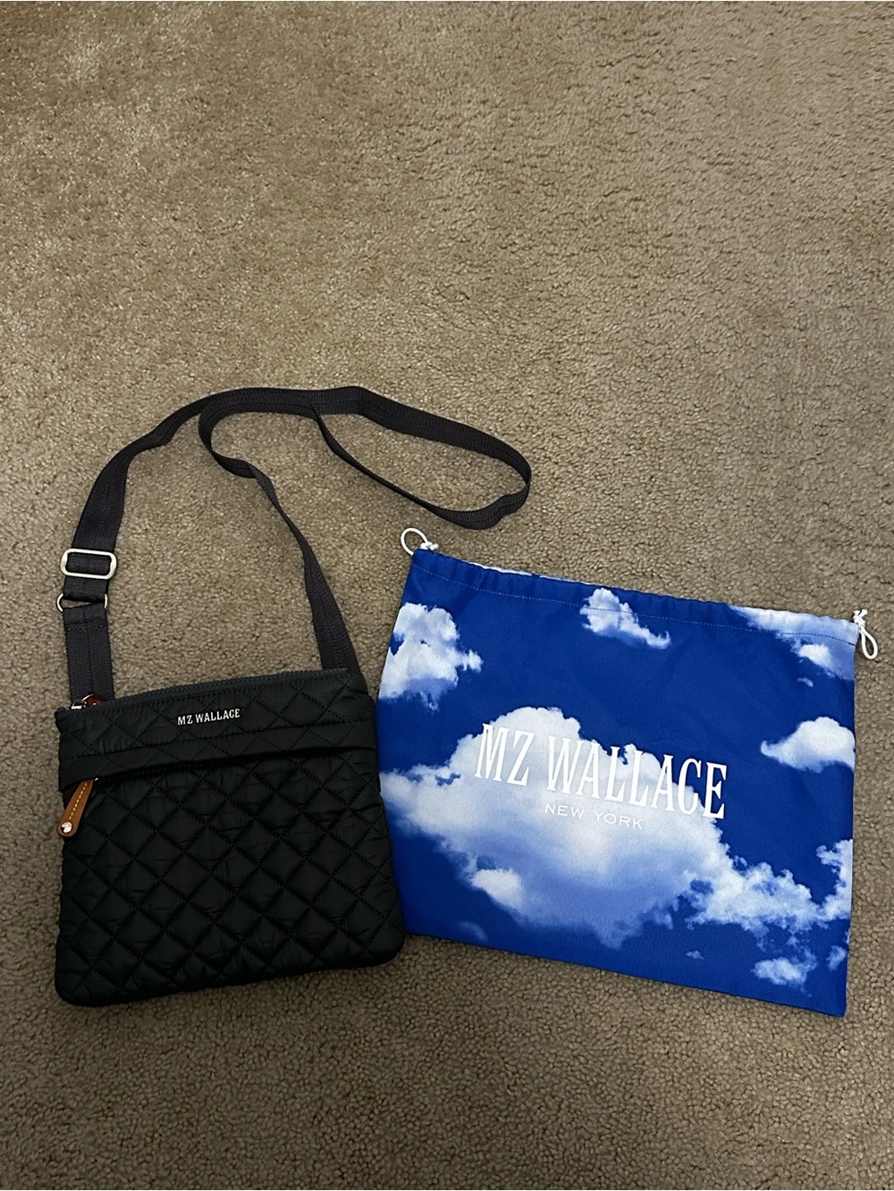 MZ Wallace Metro Flat Crossbody in Magnet Gray w/Dustbag EUC - Picture 4 of 14